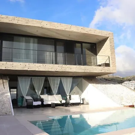 Villa Amazing In Benalmádena
